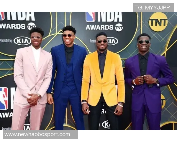 字母弟弟亚历克斯告别希腊球队返回美国争取发展联盟新机会 字母弟弟亚历克斯告别希腊球队返回美国争取发展联盟新机会