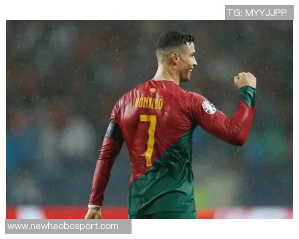 姆巴佩致敬C罗追平纪录获认可C罗亲自回复鼓励他继续努力