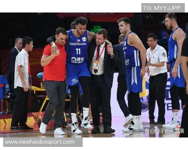 独行侠墨西哥赛前众将时尚穿搭大比拼谁能成为最亮眼的明星