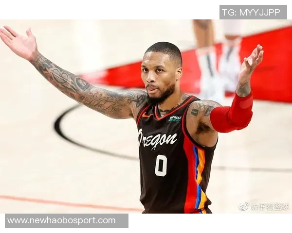 勇士助教斯托茨与昔日爱徒利拉德赛前亲切交流回忆共事岁月